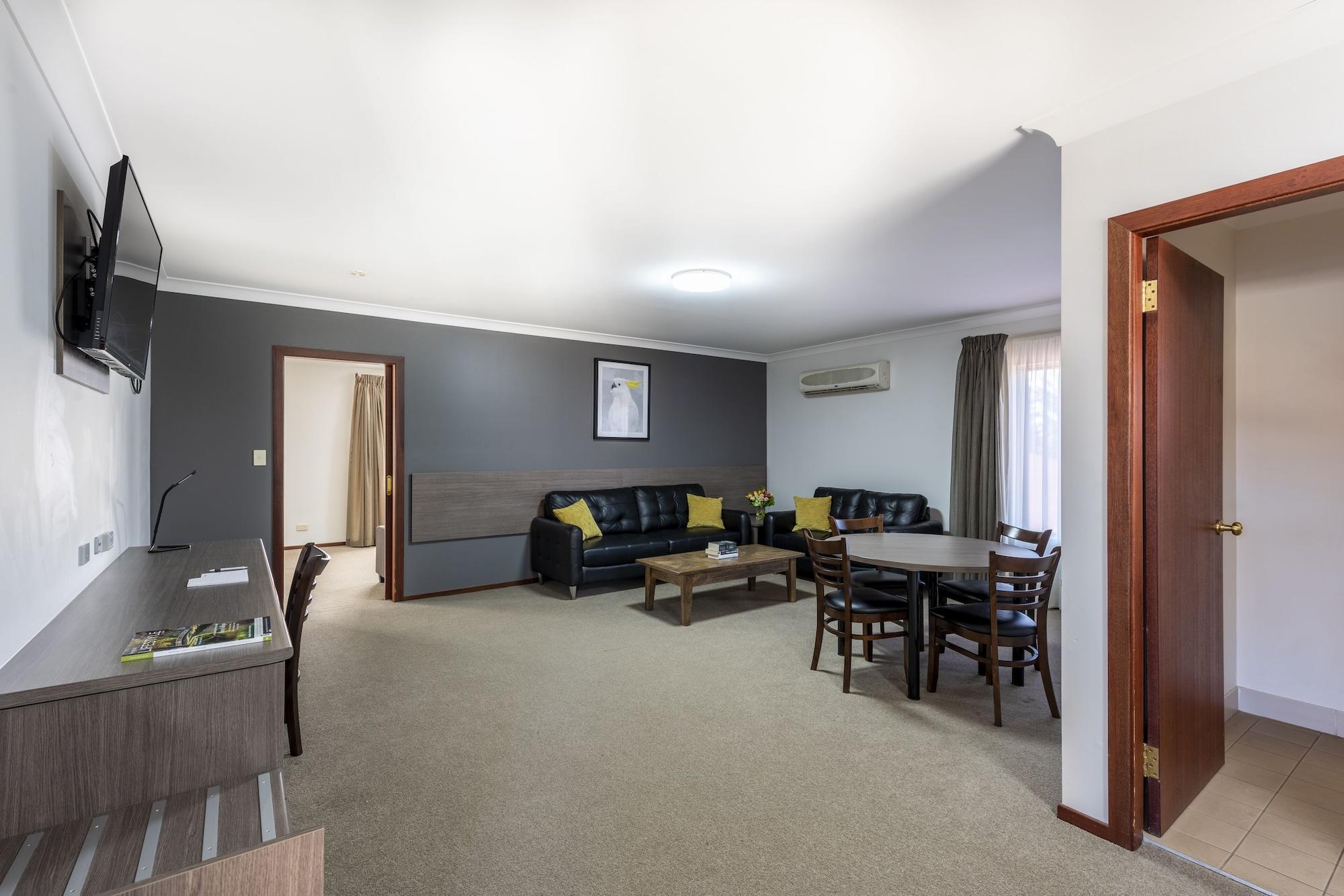 Best Western Plus Ambassador Orange Extérieur photo