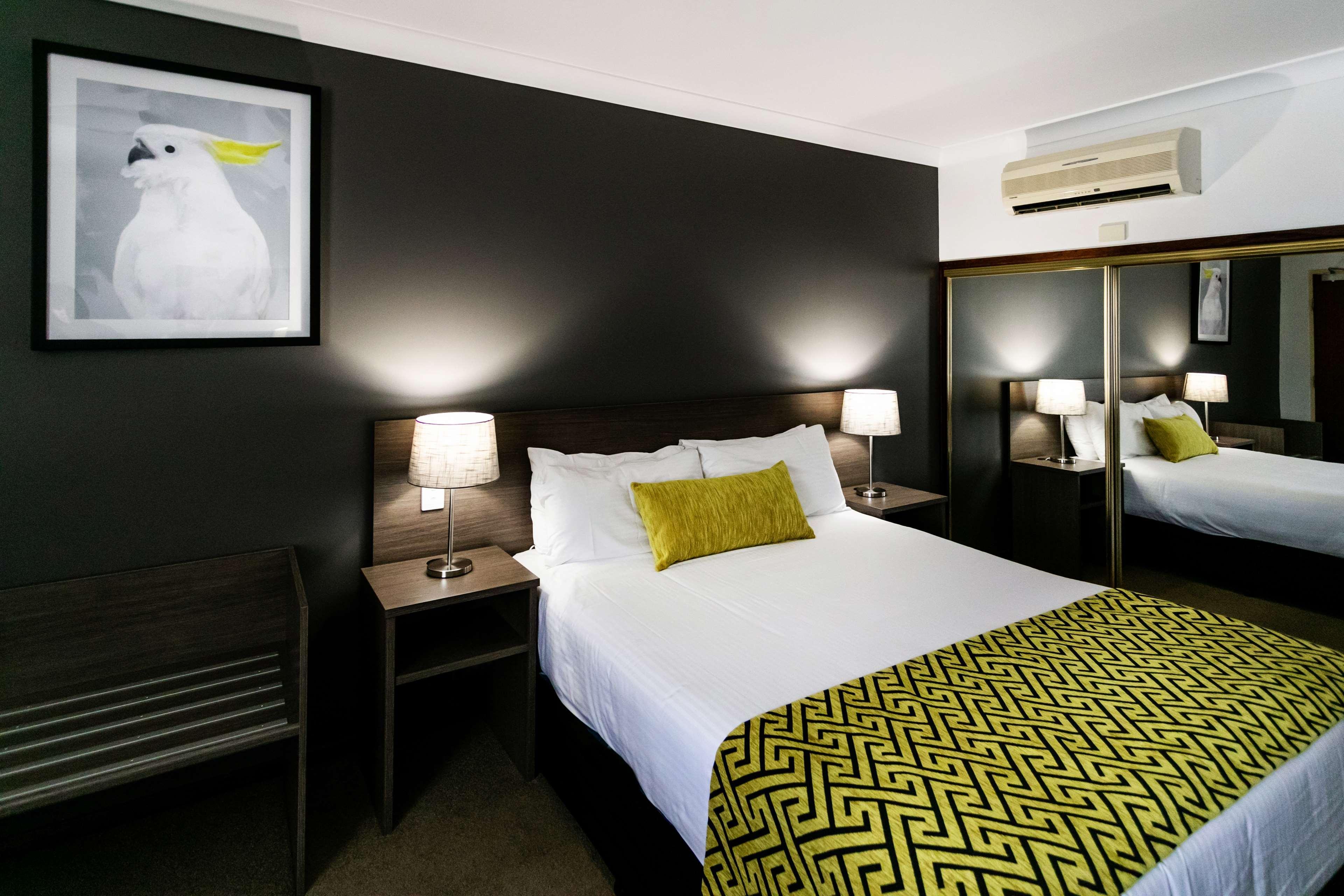 Best Western Plus Ambassador Orange Extérieur photo
